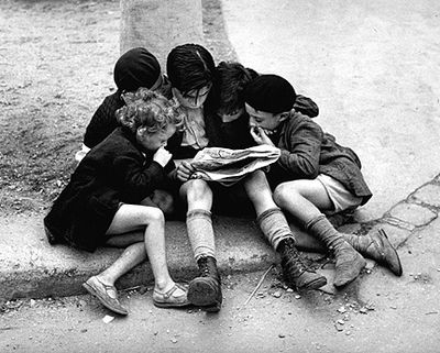 Children reading Children reading