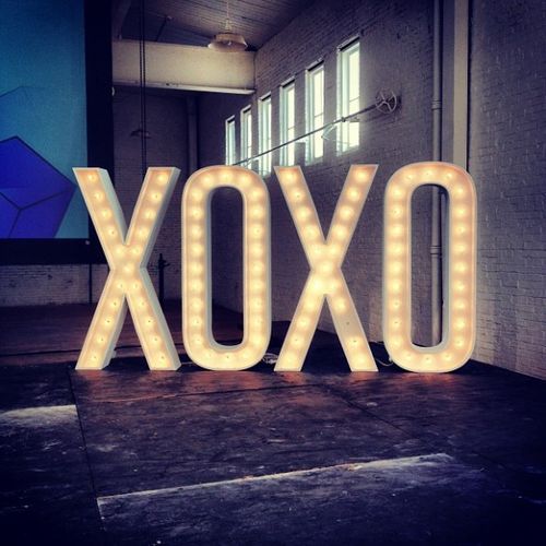 Xoxo sign Xoxo sign